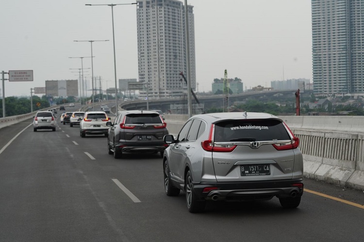 Tips berkendara di jalan tol, Sumber: otomotif.kompas.com