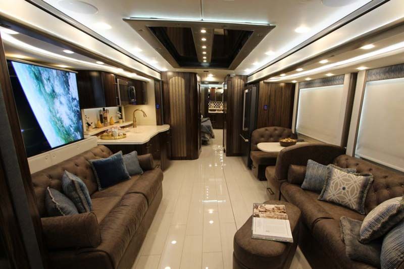 Mobil Rumah Mewah, sumber : Otospirit.com