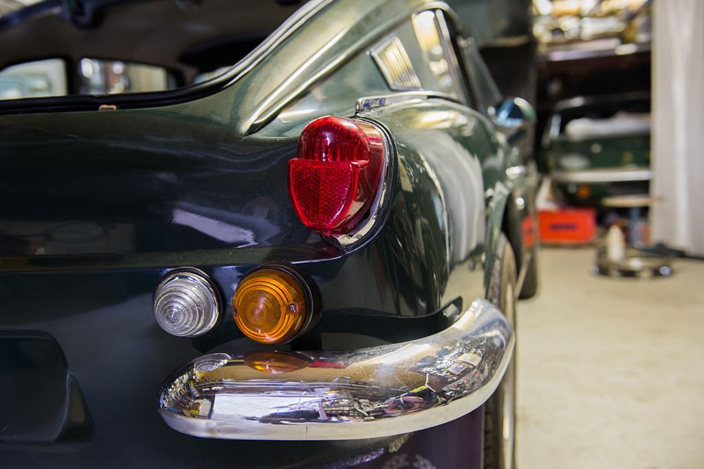 7 Hal Penting Ketika Merancang Desain Garasi Mobil Klasik Anda